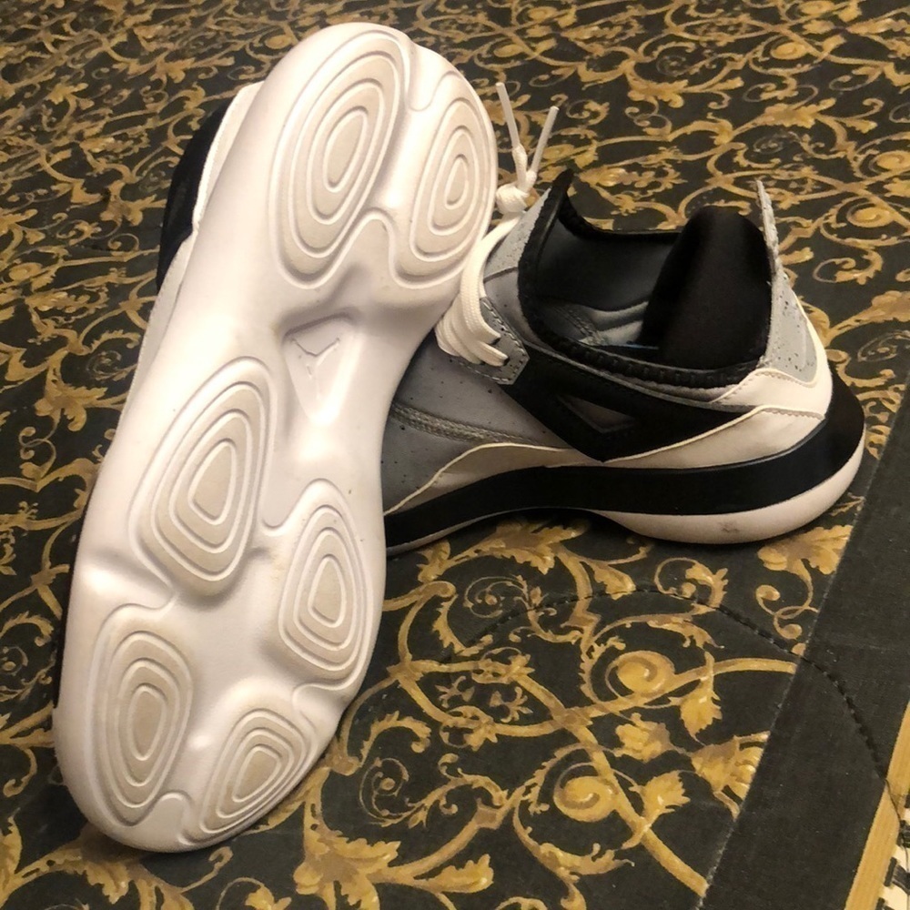 Jordan shoes - Picture 6 of 8